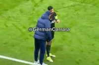 Hé lộ người ‘ra lệnh’ HLV Tottenham thay gấp thủ môn