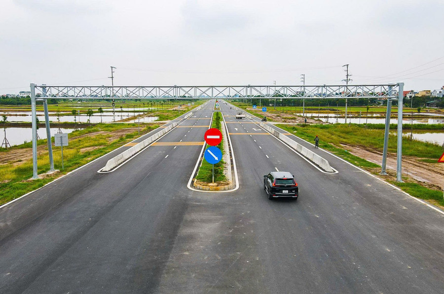 Tổng chiều dài đường bộ trên địa bàn tỉnh Hưng Yên hiện đạt trên 9.346km.