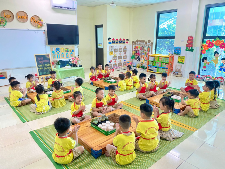 Học sinh Trường Mầm non Tô Quyền tham gia các hoạt động trải nghiệm. anh-2.jpg