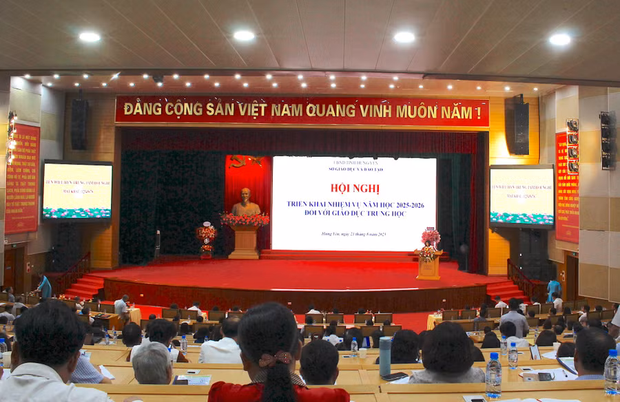 Hưng Yên tập trung nâng cao chất lượng giáo dục, quản lý chặt dạy thêm