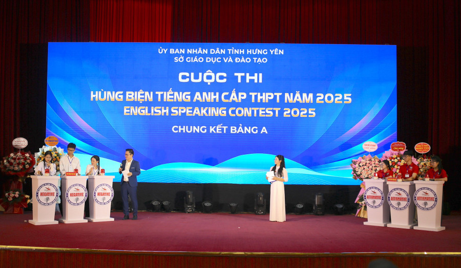 Vòng bảng cuộc thi Hùng biện bằng tiếng Anh cấp THPT năm 2025, tại Hưng Yên diễn ra trong 2 ngày (25-26/10).