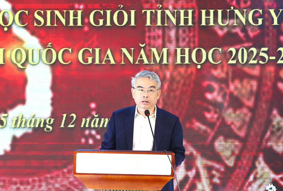 Giám đốc Sở GD&ĐT Hưng Yên Phạm Đồng Thụy phát biểu. img-8169.jpg