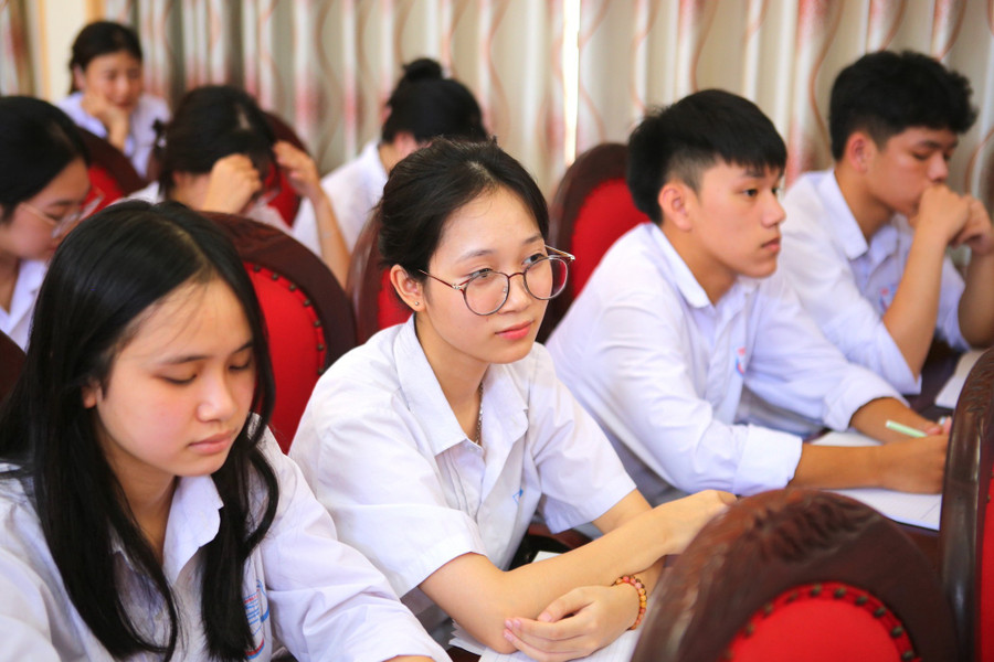 144 học viên là những học sinh ưu tú, có thành tích xuất sắc trong học tập và tích cực tham gia công tác đoàn tại các trường THPT. img-5287.jpg