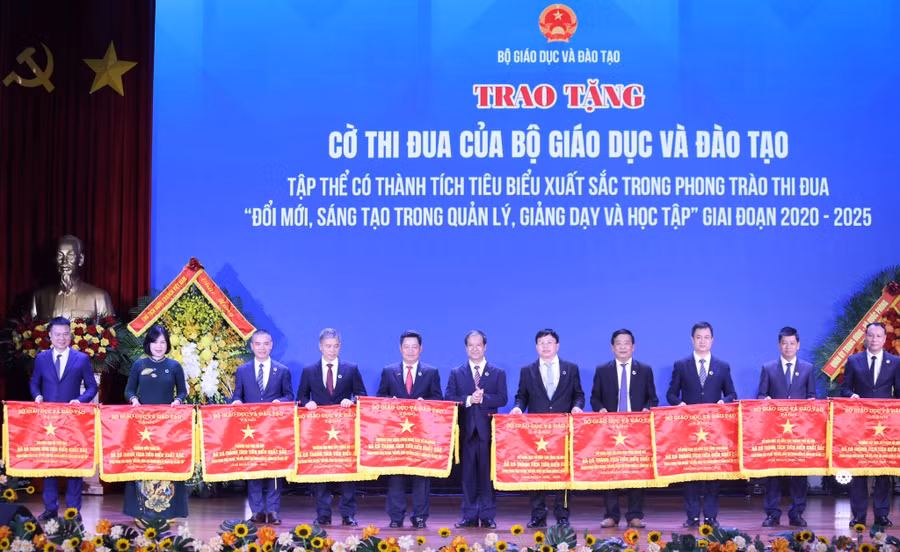 948a852f-b4f4-46bc-a28f-62e326385be5.jpg