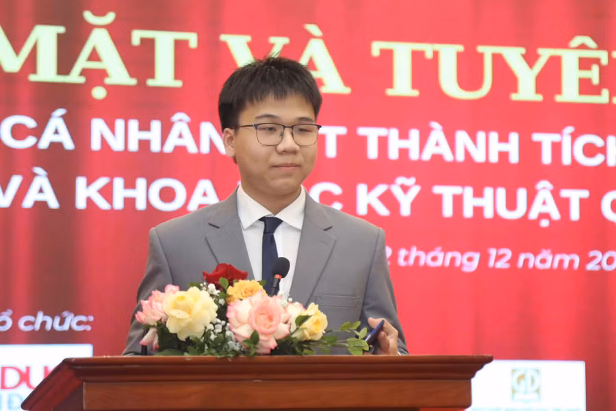 huy-hung.jpg