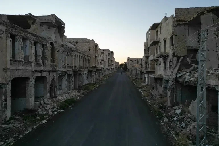 Quân đội của chế độ al-Assad đã ném bom dữ dội vào Đông Ghouta trước khi chiếm được khu vực do phe đối lập nắm giữ vào năm 2018