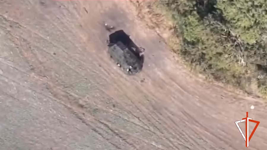 Video UAV cảm tử phá hủy xe bọc thép VAB của Pháp ở Kursk