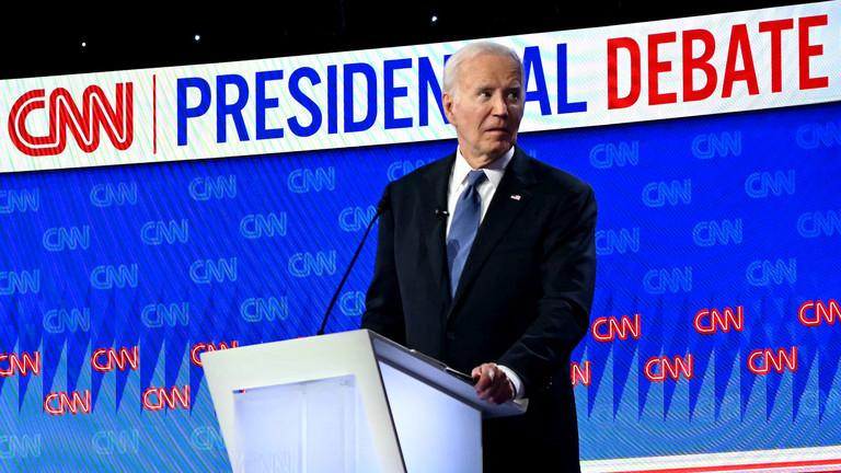 Tổng thống Mỹ Joe Biden tại màn tranh luận trên CNN.