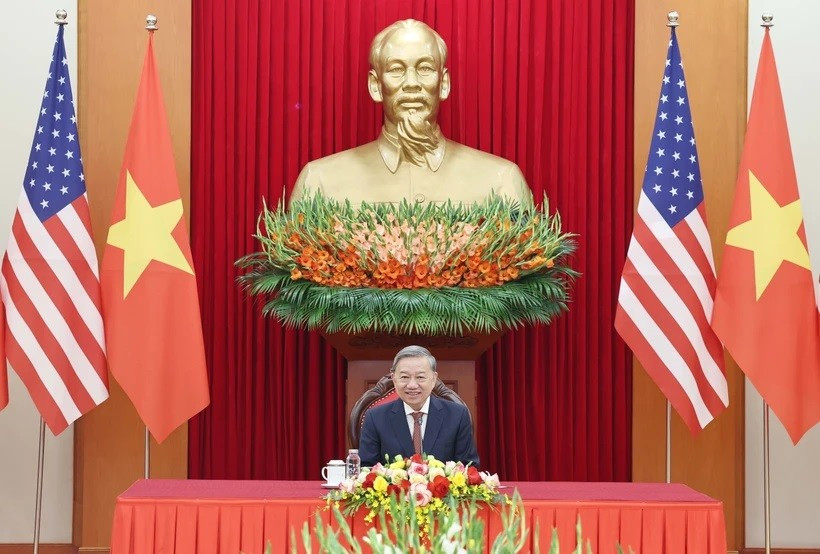 Tối 1/11/2024, tại Trụ sở Trung ương Đảng, Tổng Bí thư Tô Lâm điện đàm với Tổng thống đắc cử Hoa Kỳ Donald Trump. (Ảnh: Thống Nhất/TTXVN) 