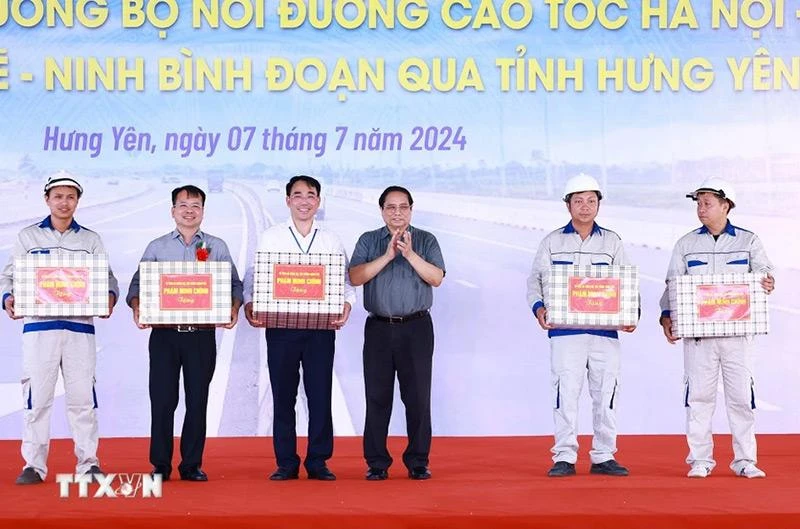 khanh-thanh-tuyen-duong-noi-2-cao-toc-hn-hp-va-cau-gie-nb-06.jpg