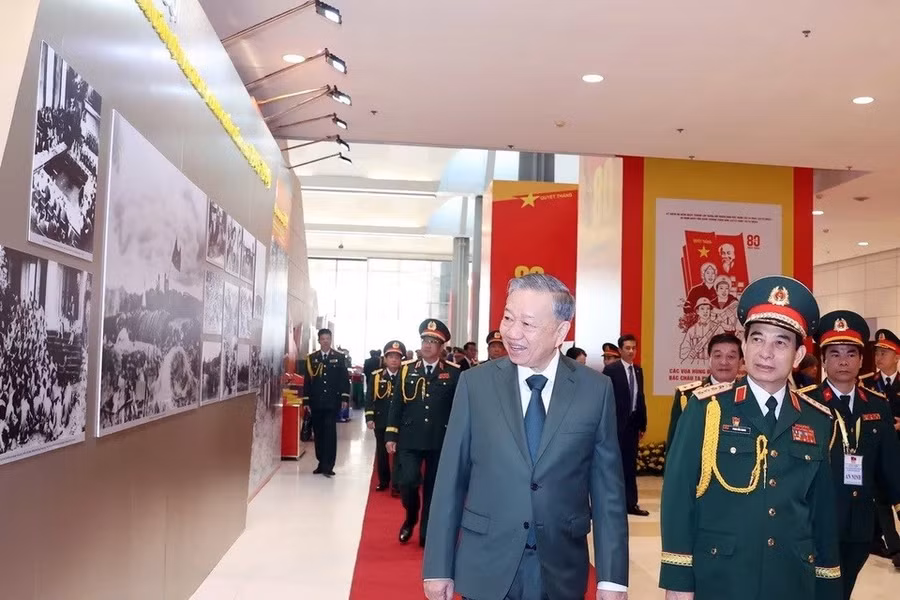 tong-bi-thu-du-le-ky-niem-80-nam-ngay-thanh-lap-quan-doi-nhan-dan-viet-nam-4.jpg