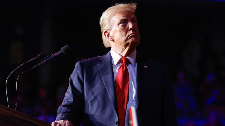 Ứng cử viên đảng Cộng hòa Donald Trump.