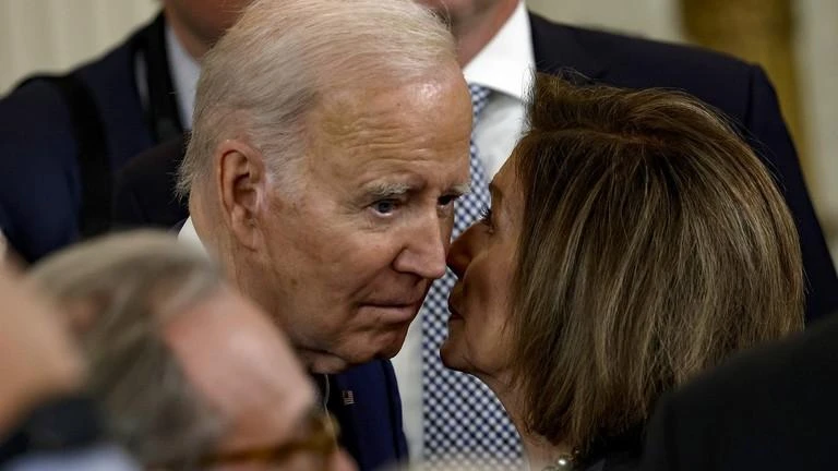 Tổng thống Mỹ Joe Biden và bà Nancy Pelosi.