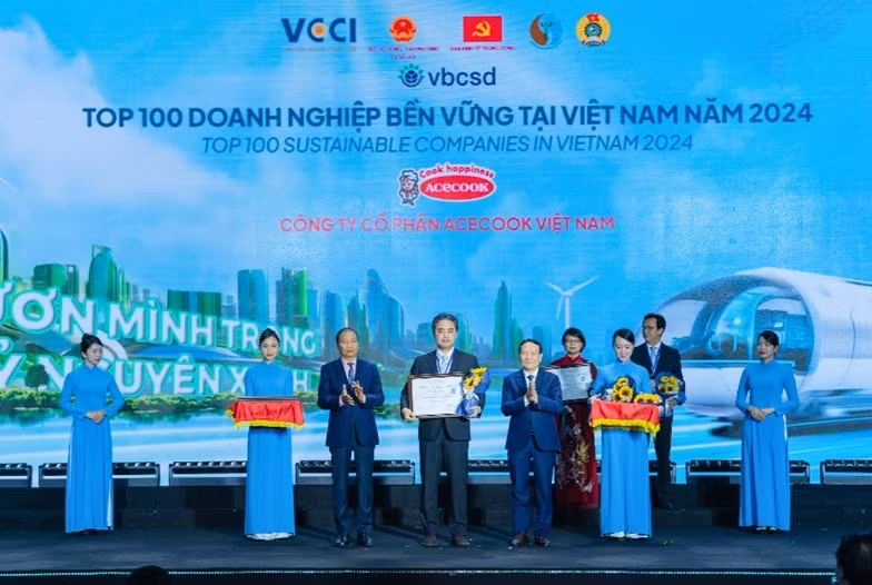 Acecook Việt Nam được vinh danh tại bảng xếp hạng CSI 100 năm 2024.