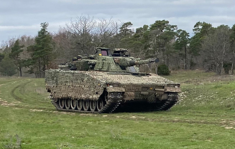 cv90-teren.jpg