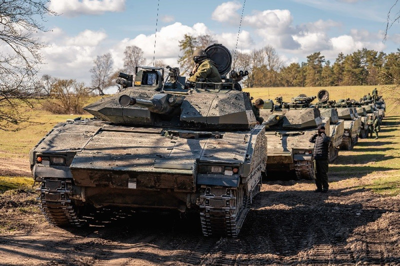 sweden-and-ukraine-strengthen-cooperation-on-the-cv90-vehicle.jpg