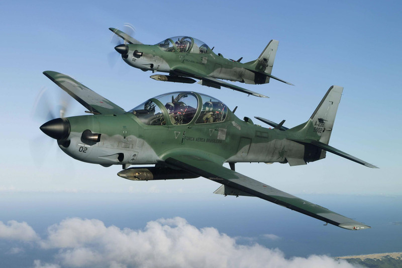 Embraer_EMB-314_Super_Tucano_Brazilian_Air_Force_1.jpg