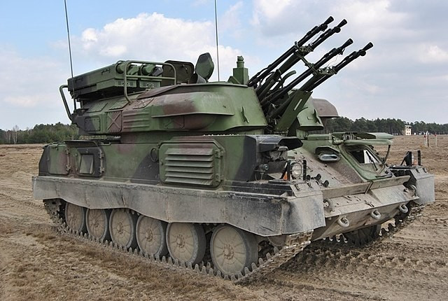 640px-Strzelania_34._Brygady_Kawalerii_Pancernej_z_Żagania_z_ZSU-23-4_MP_„BIAŁA”_(03).jpg