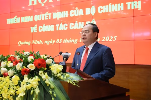 Ông Quản Minh Cường, Bí thư Tỉnh ủy Quảng Ninh phát biểu nhận nhiệm vụ.