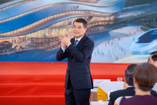 Thủ tướng Lê Minh Hưng dự lễ khởi công Dự án tuyến đường sắt tốc độ cao Hà Nội - Quảng Ninh.