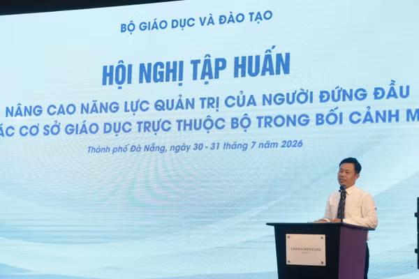 Thứ trưởng Lê Quân phát biểu khai mạc Hội nghị.