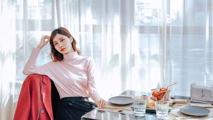 Khi đàn ông theo đuổi phụ nữ một cách nhiệt tình, thái độ của phụ nữ vô cùng quan trọng. (Ảnh: ITN).