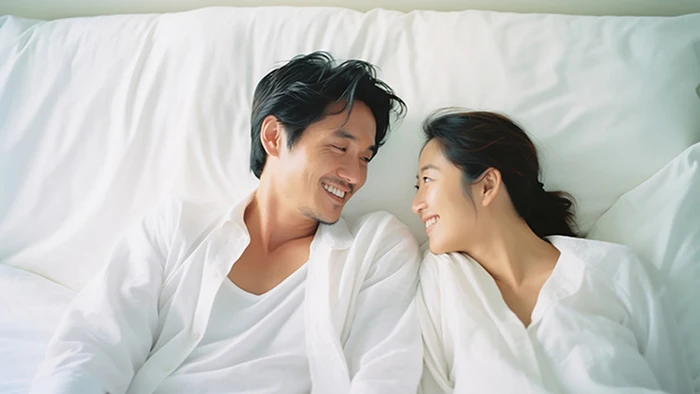 Khi sự hiểu biết của mọi người về cảm xúc và hôn nhân dần sâu sắc hơn, vấn đề ngoại tình cũng gây ra những cuộc tranh luận rộng rãi. (Ảnh: ITN).