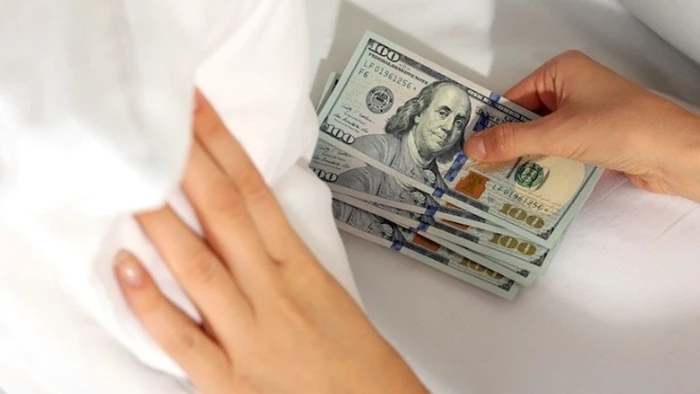 Bí mật sống còn: Tại sao phụ nữ nhất định phải có quỹ đen?