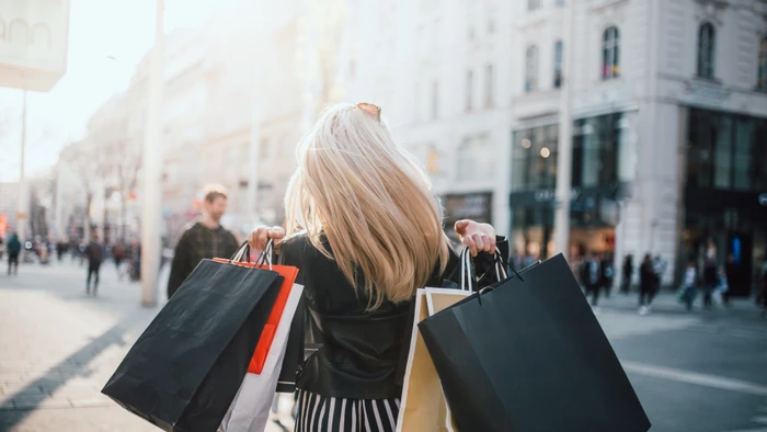 Tuất gặp một vài chướng ngại, Dậu tránh mua sắm bốc đồng ngày 9/12