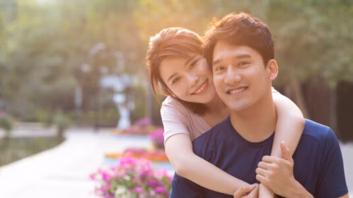 Khi nhớ bạn, anh ấy thường chìm đắm trong những kỷ niệm đã qua cùng bạn. (Ảnh: ITN).