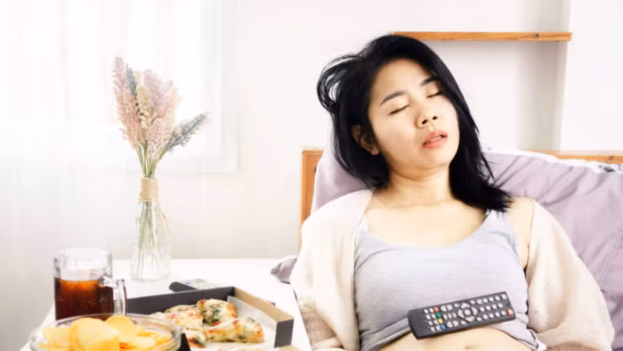 Thói quen xấu sẽ tiêu hao cuộc sống. (Ảnh: ITN).