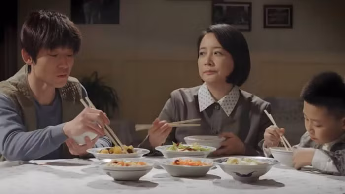 Thứ tự và tốc độ ăn uống nhanh hay chậm có liên quan mật thiết đến tính cách của một người. (Ảnh: ITN).