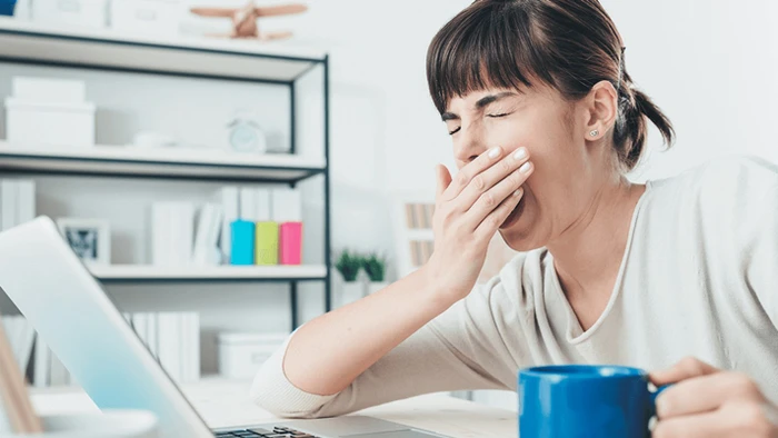 Nếu bạn ngáp quá thường xuyên, thậm chí là 5 hoặc 6 lần liên tiếp, thì bạn không chỉ bị mệt mỏi mà còn có thể đang gặp phải dấu hiệu của một số bệnh nhất định. (Ảnh: ITN)