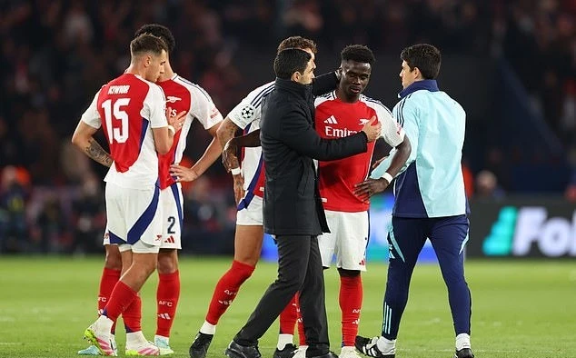 Arsenal có thể không đủ điều kiện dự Champions League