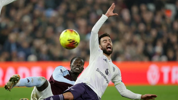 Man Utd ‘thiệt đơn thiệt kép’ ở Ngoại hạng Anh 