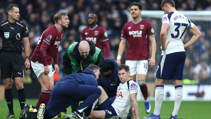 Loạt kết quả bất ngờ tại vòng 22 Ngoại hạng Anh