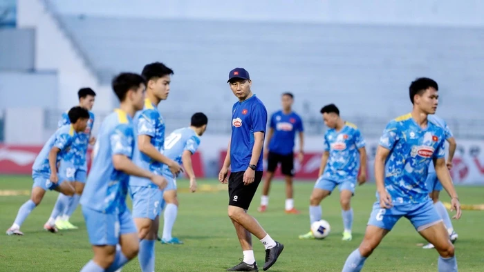 Cầu thủ nào bị gạch tên ở U22 Việt Nam dự SEA Games 33?