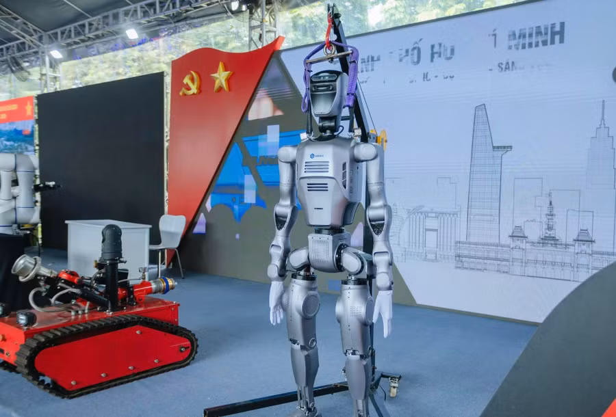 Robot được giới thiệu tại triển lãm Đại hội đại biểu Đảng bộ TPHCM. Ảnh: Sở KHCN TPHCM.