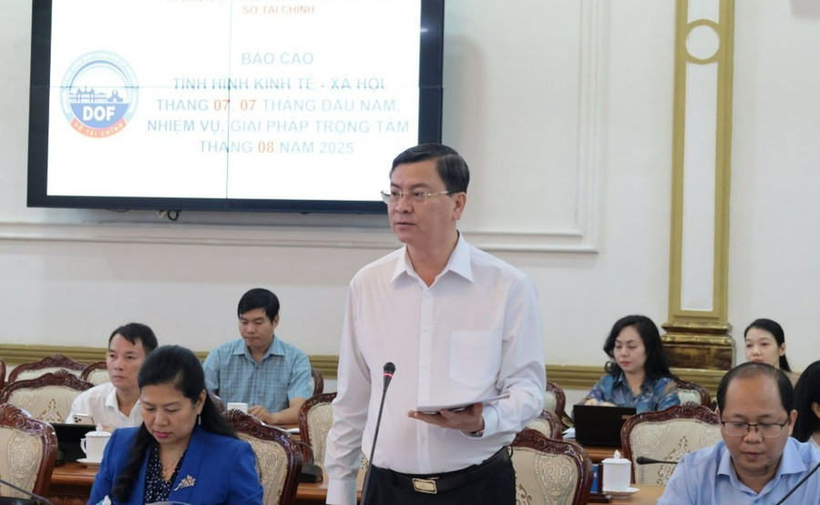 Ông Nguyễn Công Vinh, Giám đốc Sở Tài chính TPHCM tại buổi họp. (Ảnh: Cổng TTĐT TPHCM).