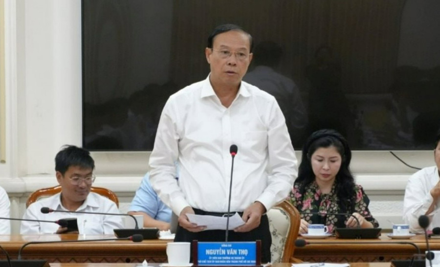 Ông Nguyễn Văn Thọ trong một cuộc họp khi giữ vị trí Phó Chủ tịch UBND TPHCM. Ảnh: (Cổng TTĐT TPHCM)