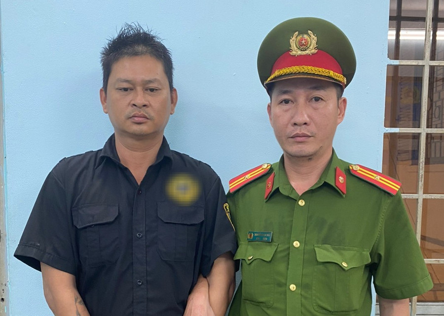 Nguyễn Thanh Sơn khi bị tạm giữ. (Ảnh: Công an TPHCM).