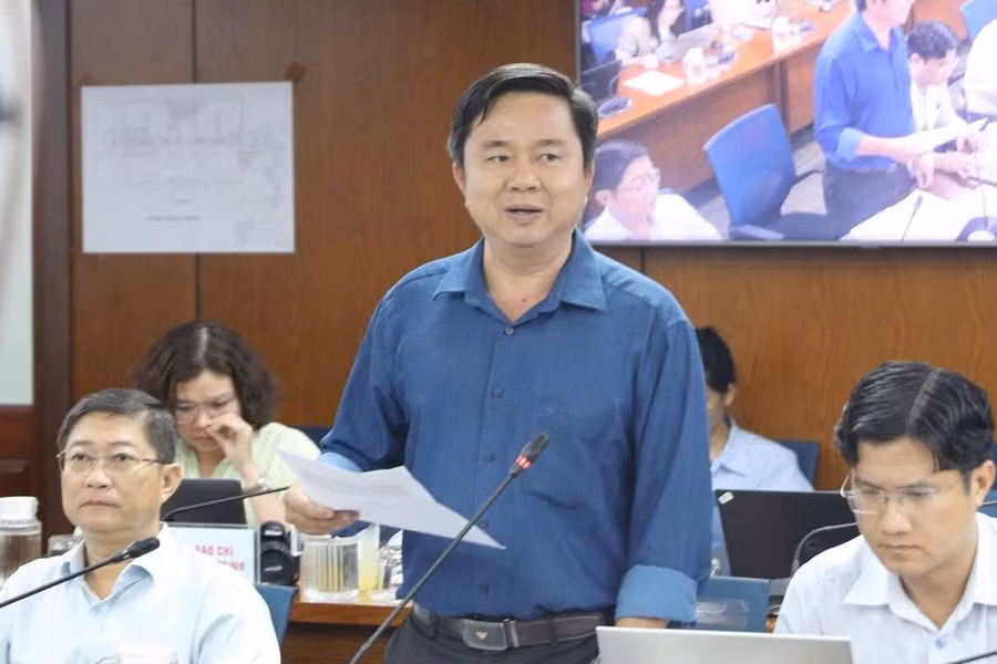 Ông Phạm Quang Hợi, Sở Công thương TPHCM chia sẻ về tình hình xử phạt kinh doanh hóa chất tại thành phố. Ảnh: Phúc Uyên.