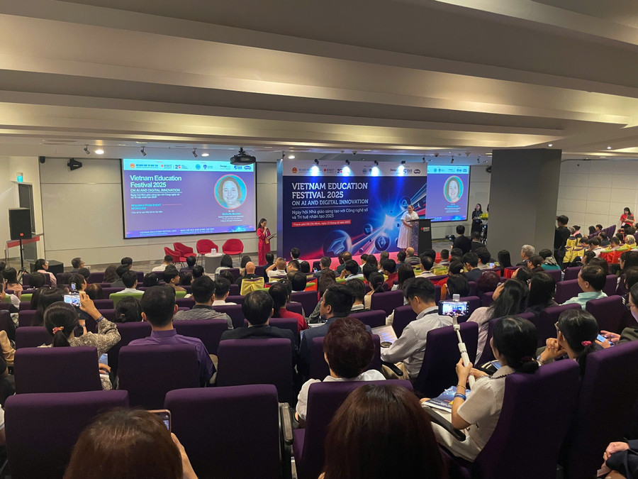 Đông đảo các đại biểu tham gia ngày hội. Ảnh: Hà An. 191aac8e10f59fabc6e4.jpg