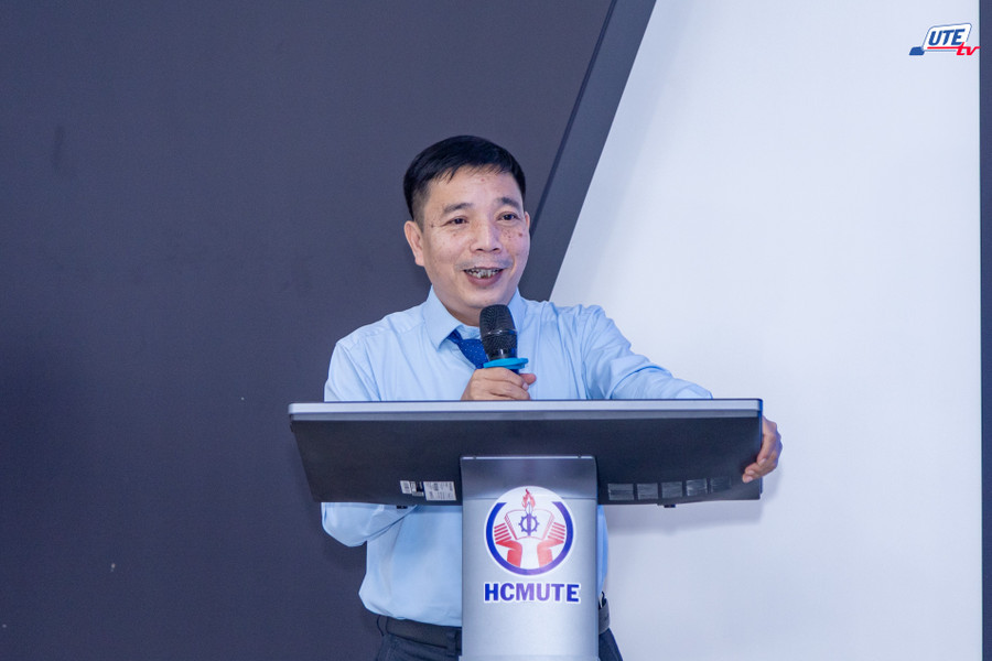 TS Quách Thanh Hải, Phó Hiệu trưởng Trường Đại học Sư phạm Kỹ thuật TPHCM phát biểu tại buổi lễ. Ảnh: HCMUTE. mg-7453.jpg