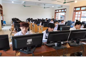 Học sinh tham gia đánh giá PISA.