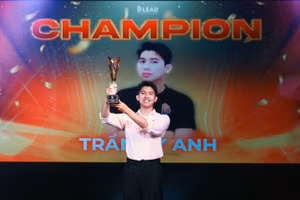 Trần Kỳ Anh - Thủ khoa đầu ra ngành Kinh tế Quốc tế CLC, Trường ĐH Kinh tế Quốc dân.