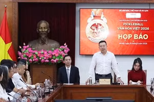 Quang cảnh buổi họp báo.