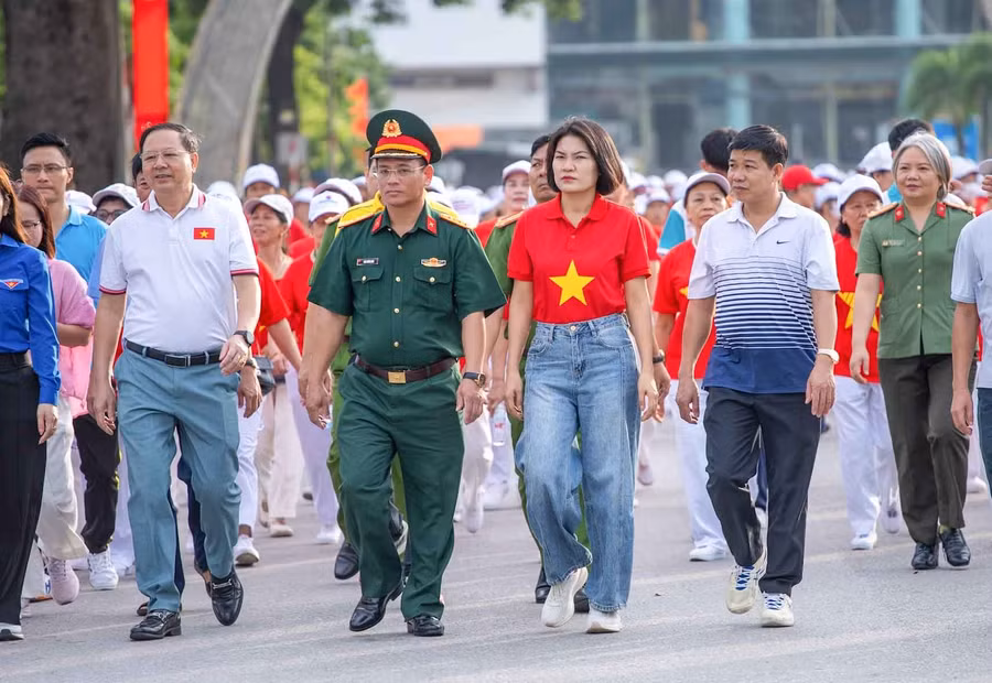 thai-nguyen-di-bo-2.jpg