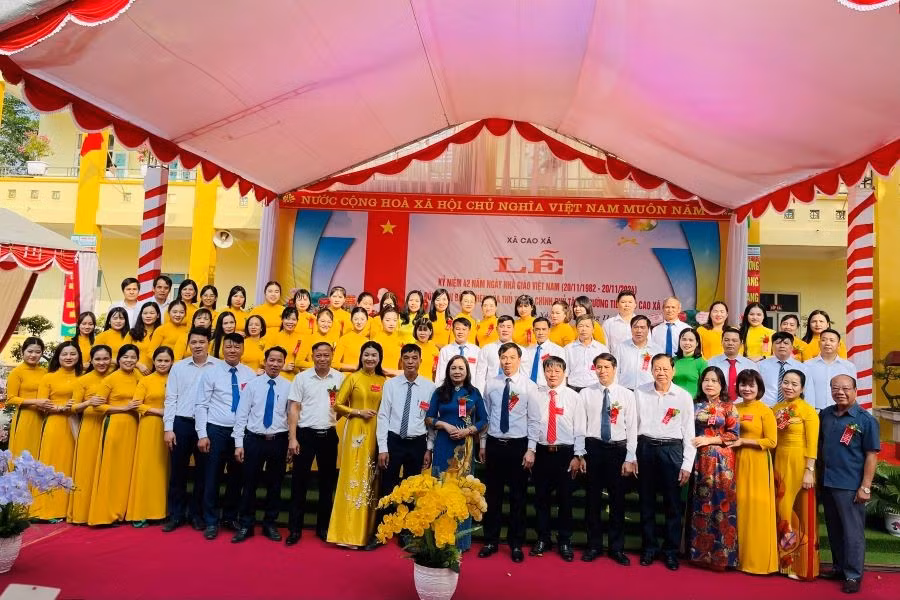 z6050306117018-d9afed8e49c78802613ed20e553084a2.jpg
