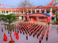 Trường Tiểu học Trần Thành Ngọ trong giờ chào cờ đầu tháng.
